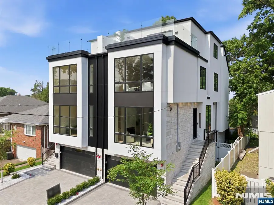 1017 Kingsland Lane, Fort Lee, NJ 07024 - #2