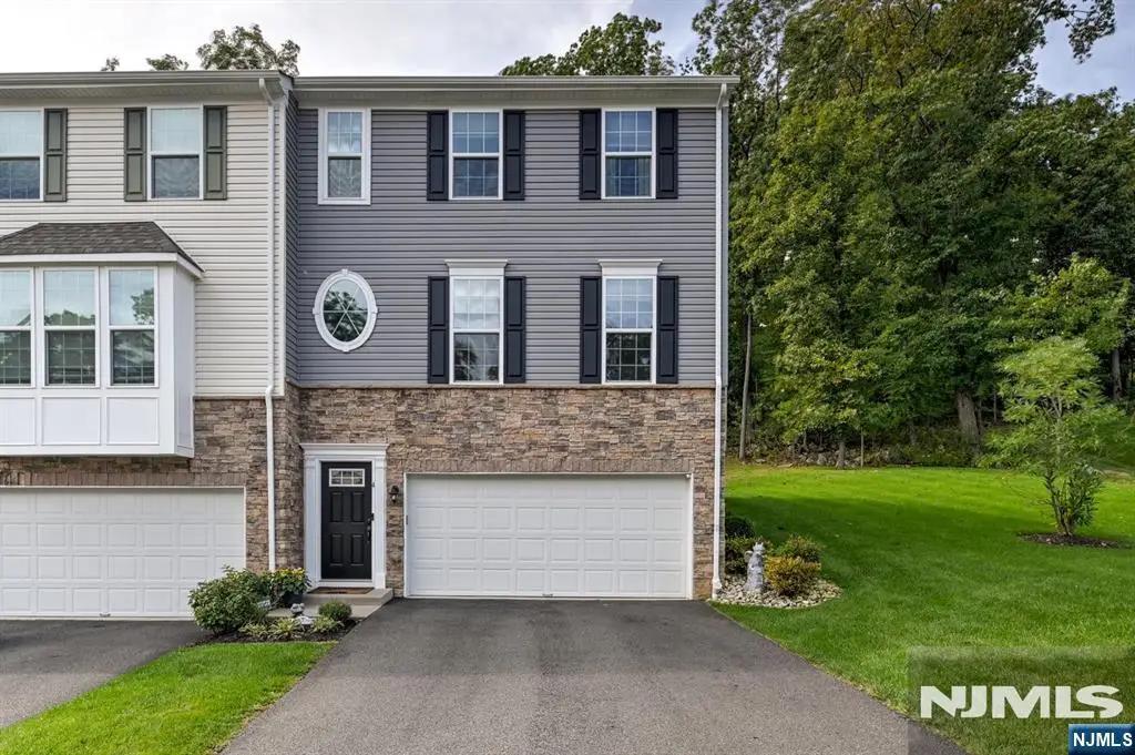 4 Woodland Way, Mount Arlington, NJ 07856 - #1