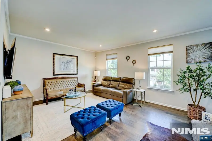 4 Woodland Way, Mount Arlington, NJ 07856 - #3