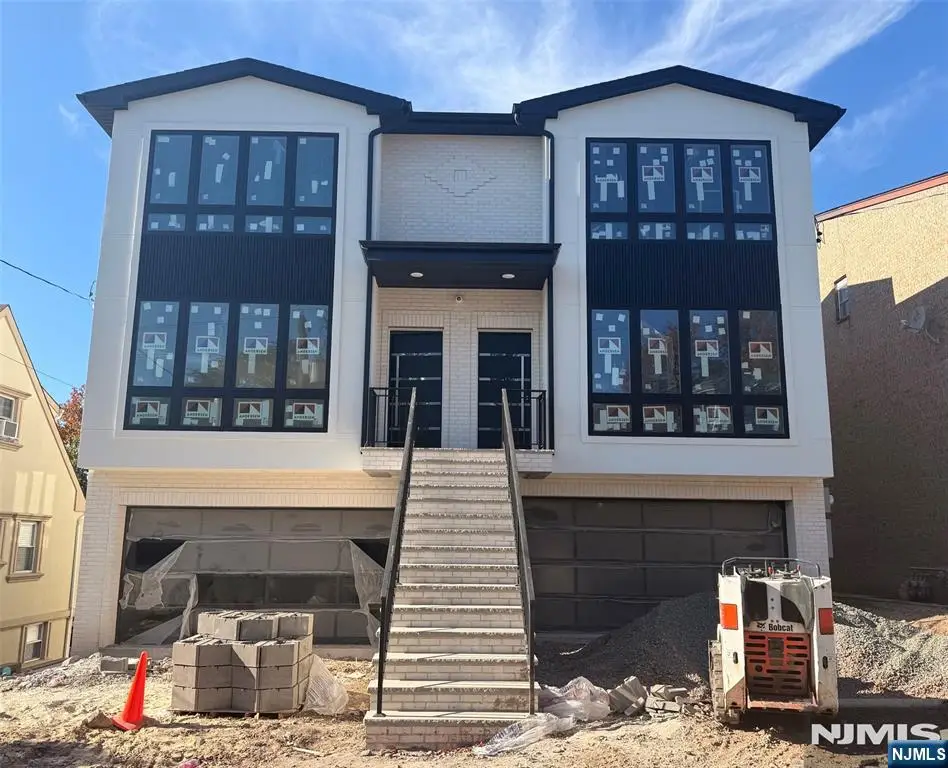 535 4th Street B, Palisades Park, NJ 07650 - #1
