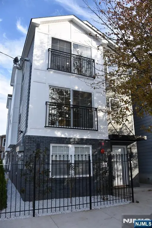 636 10th Street, Newark, NJ 07108 - #1