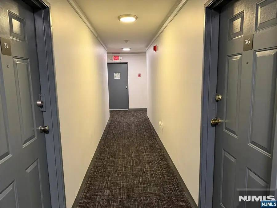 44 Sherman Avenue 3H, Jersey City, NJ 07307 - #3
