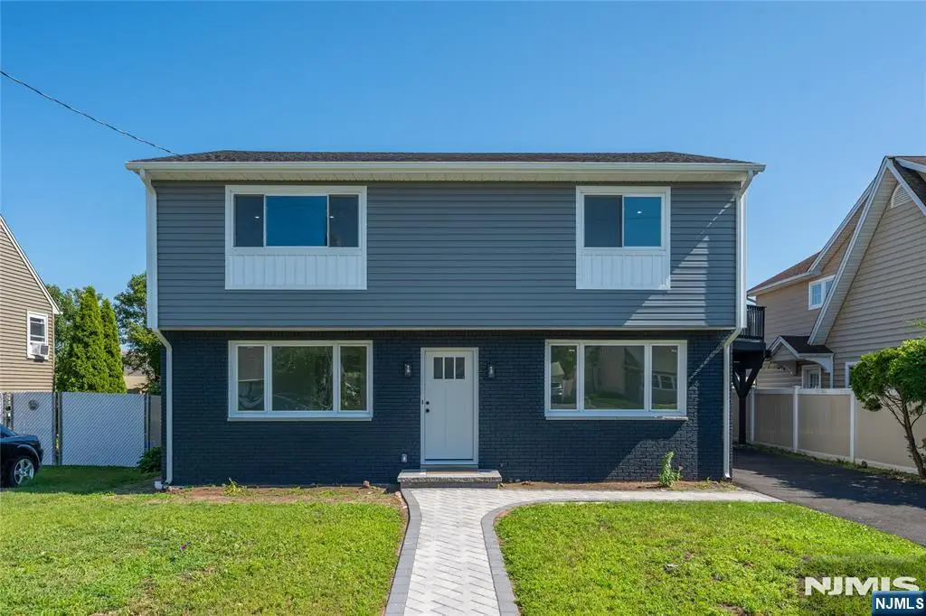 214 Alberta Drive, Saddle Brook, NJ 07663 - #1
