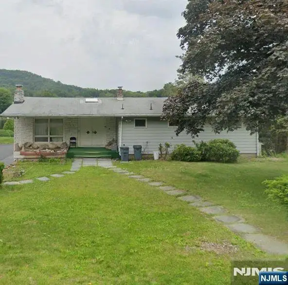 313 High Crest Drive, West Milford, NJ 07480 - #1