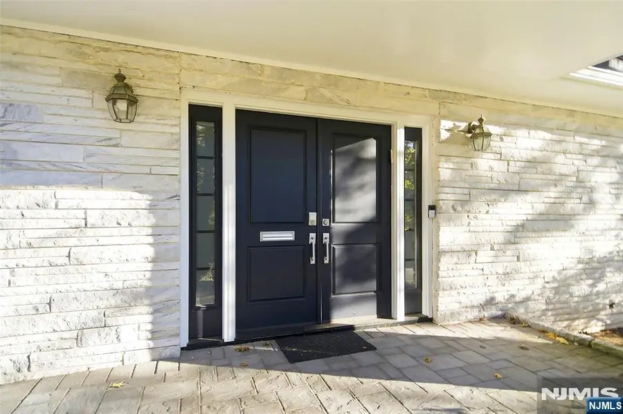 437 Summit Street, Englewood Cliffs, NJ 07632 - #3