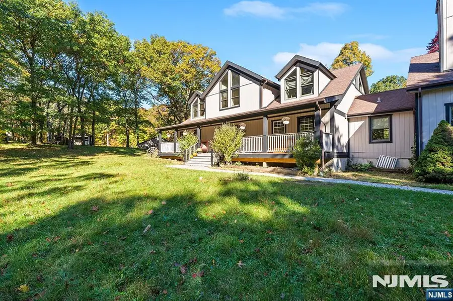 30 Snow Mountain Avenue, Mahwah, NJ 07430 - #3