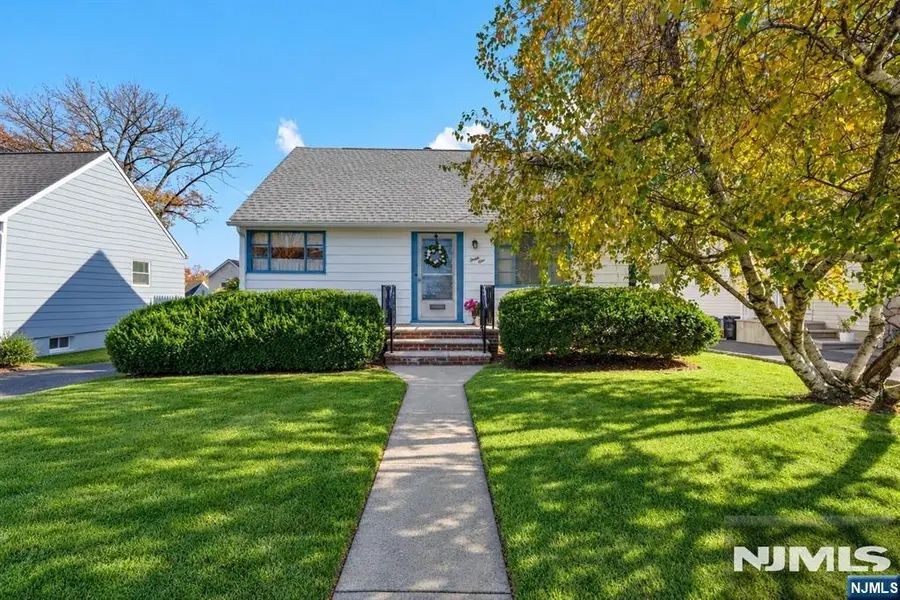 31 Brookhill Terrace, Clifton, NJ 07013 - #2