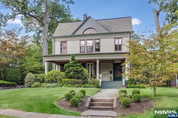 27 Wildwood Terrace, Glen Ridge, NJ 07028