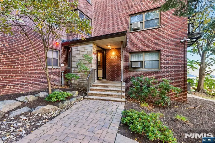 3071 Edwin Avenue 5E, Fort Lee, NJ 07024 - #2