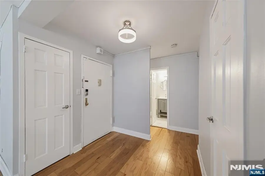 1375 River Road 2L, Edgewater, NJ 07020 - #2