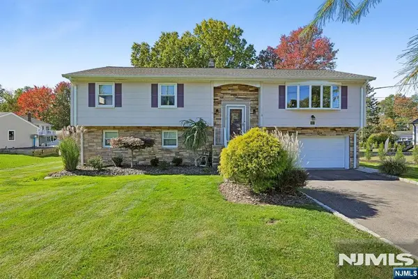 107 Beverly Road, Fairfield, NJ 07004