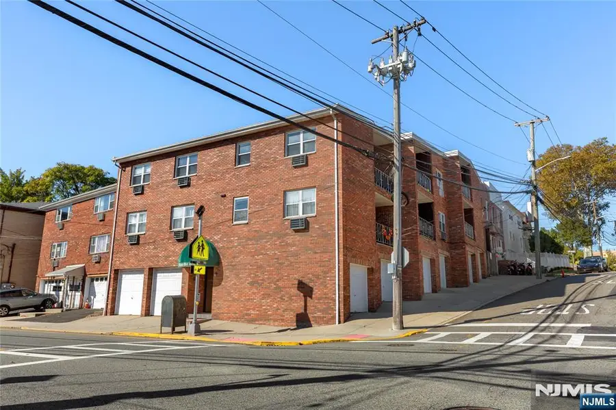 191 Palisade Avenue 2C, Cliffside Park, NJ 07010 - #2