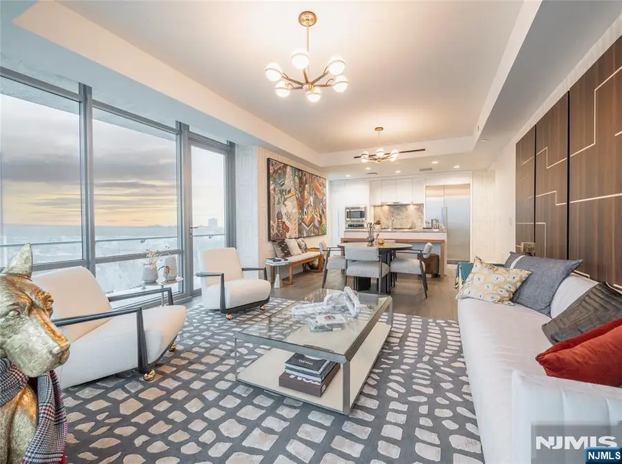 320 Adolphus Avenue 815, Cliffside Park, NJ 07010 - #2