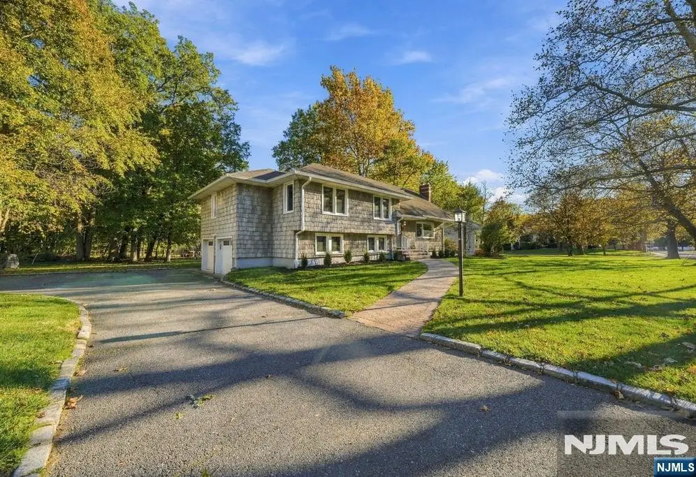 85 Ridge Drive, Livingston, NJ 07039 - #1