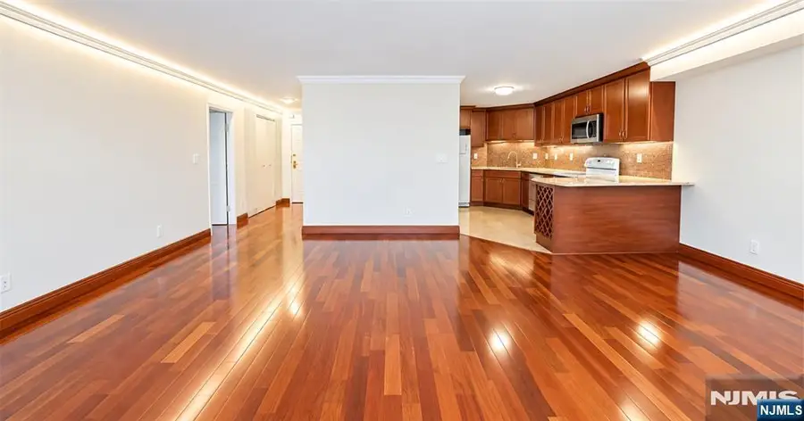 1055 River Road 302, Edgewater, NJ 07020 - #2