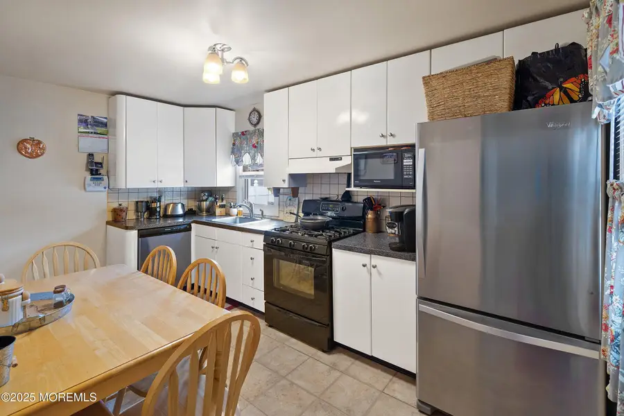 27 Stanley Street, Clifton, NJ 07013 - Image #3