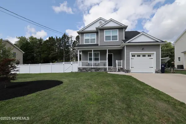 13 Champions Drive, Little Egg Harbor, NJ 08087