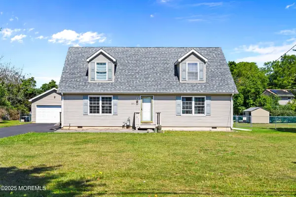 251 West Street, West Creek, NJ 08092