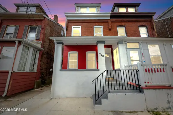 218 Sewell Avenue, Hamilton, NJ 08610