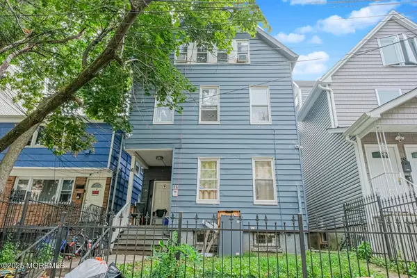 16 Alexander Street, Newark, NJ 07106