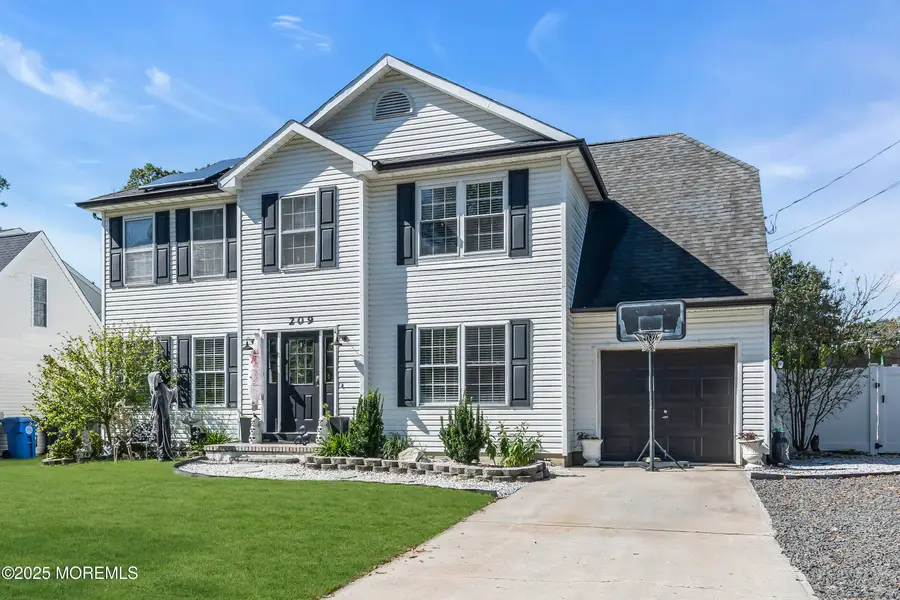 209 Gilford Avenue, Island Heights, NJ 08732 - Image #2