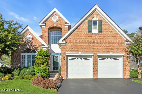 9 Hingham Lane, Barnegat, NJ 08005