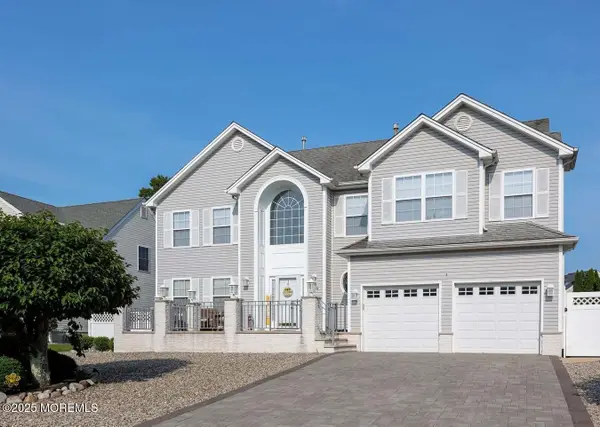 433 Mermaid Drive, Manahawkin, NJ 08050