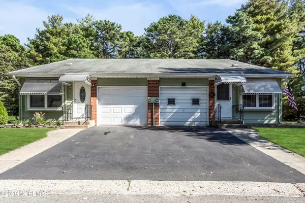 19 A Valley Forge Drive, Whiting, NJ 08759