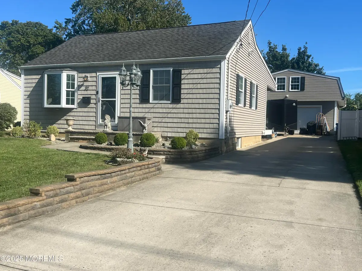 32 Villa Place, Eatontown, NJ 07724 - Image #1