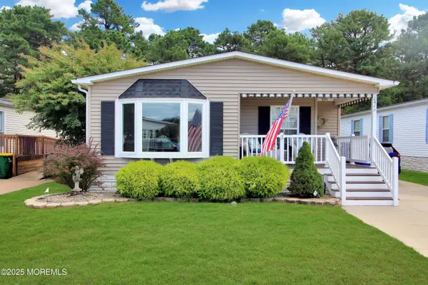 1416 Forest Way, Whiting, NJ 08759