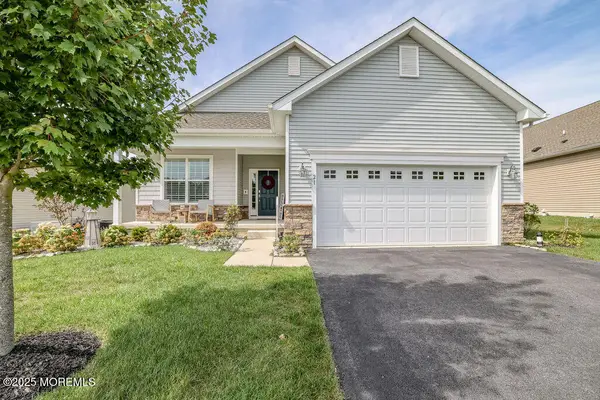 21 Butler Drive, Barnegat, NJ 08005