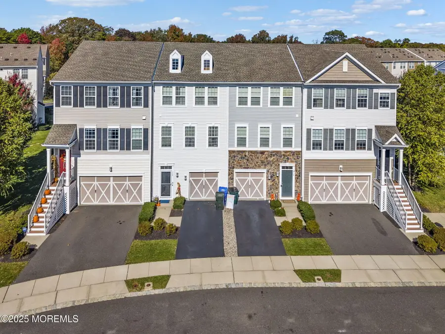 119 Beacon Lane #404, Eatontown, NJ 07724 - Image #3