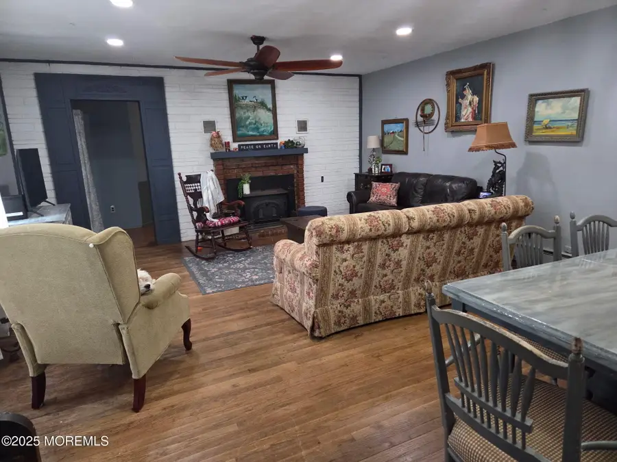 138 Windeler Road, Howell, NJ 07731 - Image #2