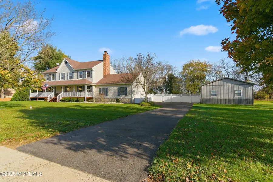 8 Craig Drive, Columbus, NJ 08022 - Image #2