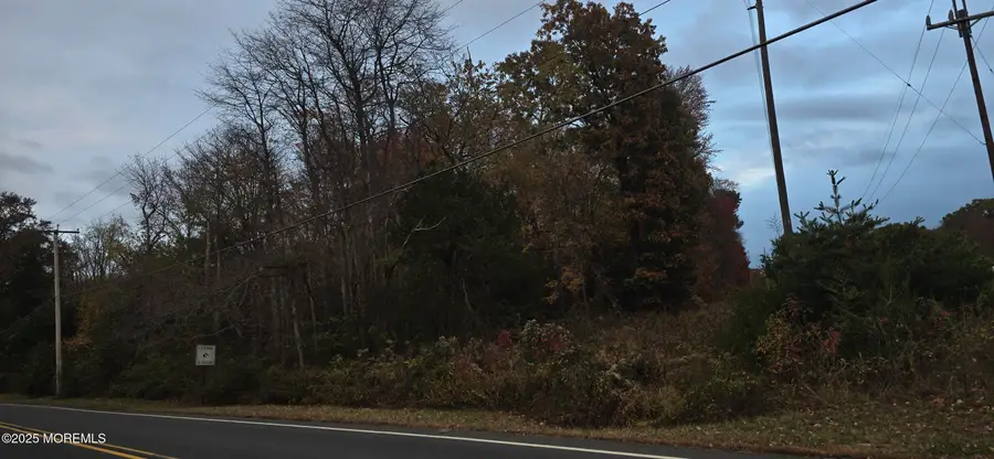 301 Meany Road, Wrightstown, NJ 08562 - Image #2