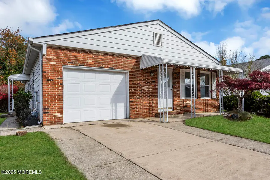 136 Orlando Boulevard, Toms River, NJ 08757 - Image #2