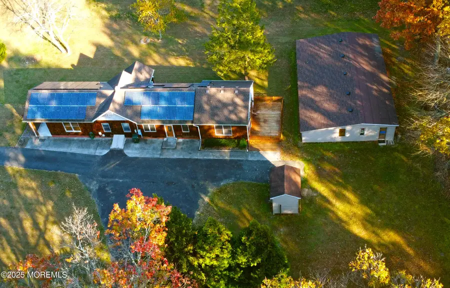 527 Casino Drive, Farmingdale, NJ 07727 - Image #3