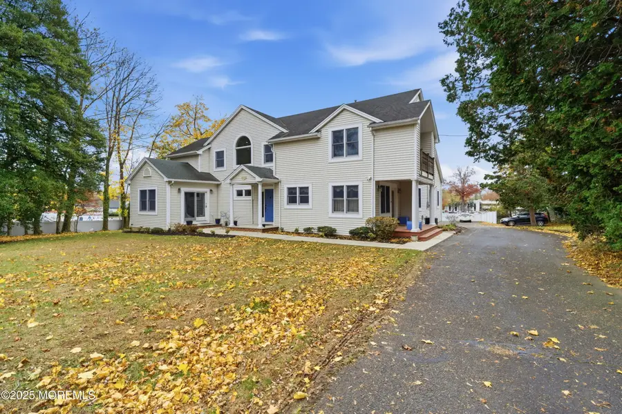 712 Sycamore Avenue, Tinton Falls, NJ 07701 - Image #2