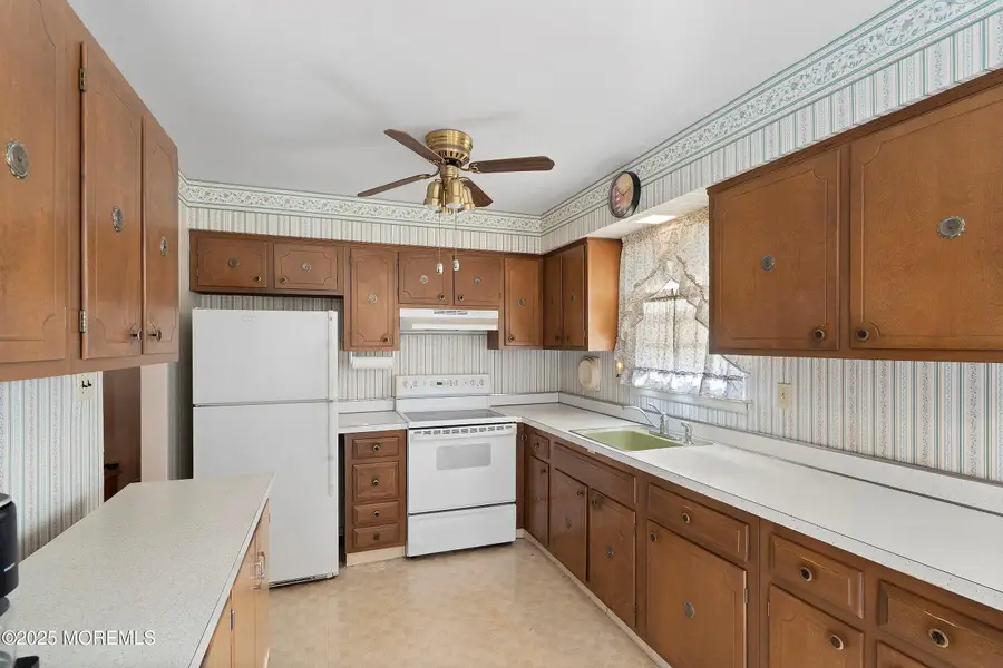 69 Clay Circle, Brick, NJ 08724 - Image #2