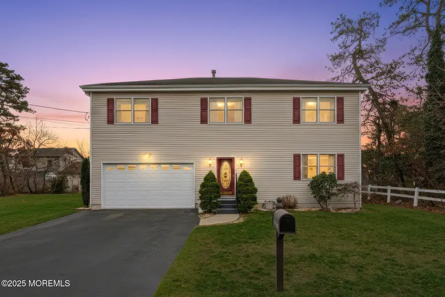 732 Wellington Avenue, Toms River, NJ 08757 - Image #3