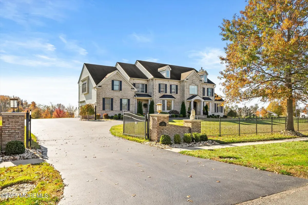 30 Ridgeview Way, Allentown, NJ 08501 - Image #1