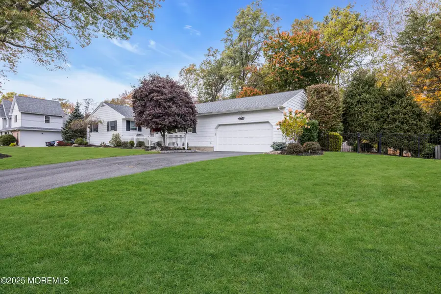 8 Mary Ellen Drive, Edison, NJ 08820 - Image #3