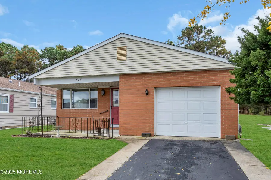 127 San Carlos Street, Toms River, NJ 08757 - Image #2