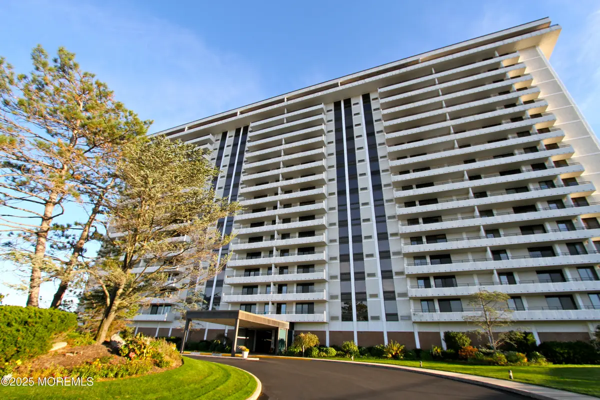 1 Channel Drive #1708, Monmouth Beach, NJ 07750 - Image #1