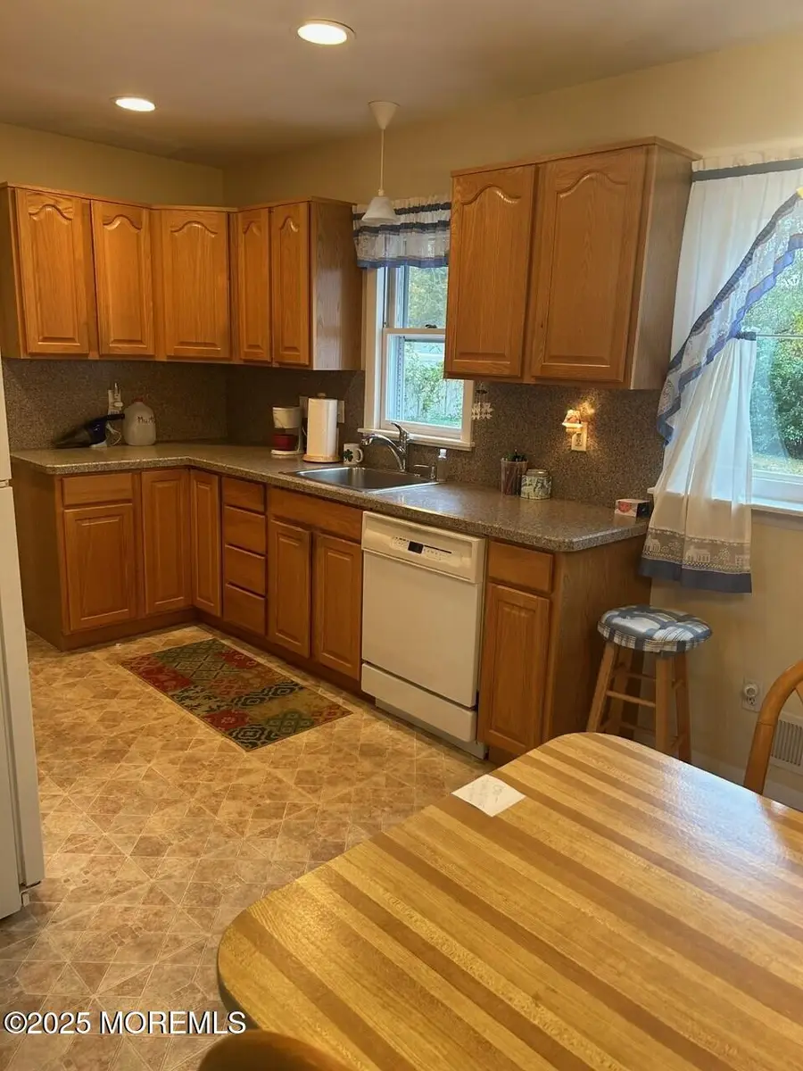 1425 Nevada Drive, Toms River, NJ 08753 - Image #3