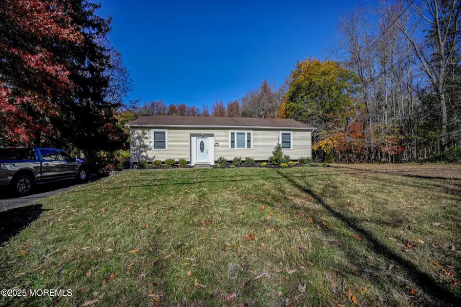 448 Stagecoach Road, Millstone, NJ 08510 - Image #2