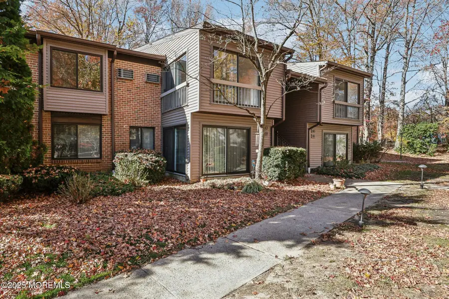 163 Lexington Court, Red Bank, NJ 07701 - Image #3