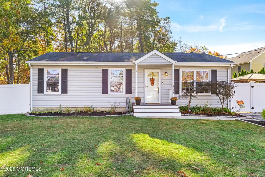 1533 Arient Road, Forked River, NJ 08731 - Image #2