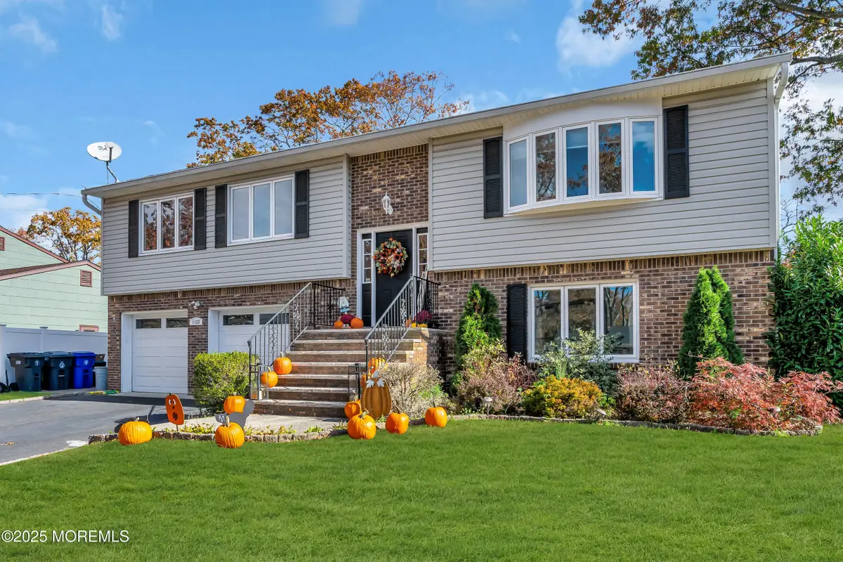 1123 Kenton Drive, Toms River, NJ 08753 - Image #1