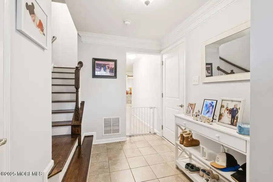 112 Phillip E Frank Way, Cliffwood, NJ 07721 - Image #3